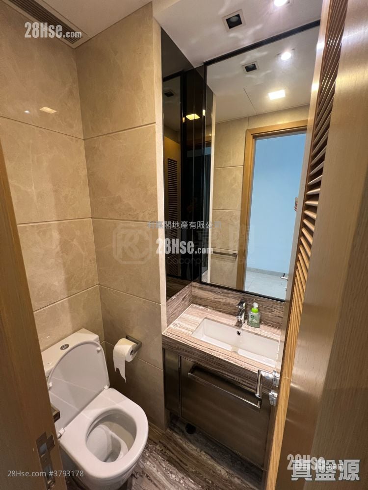 One Regent Place Sell 3 Bedrooms , 2 Bathrooms 1,546 ft²