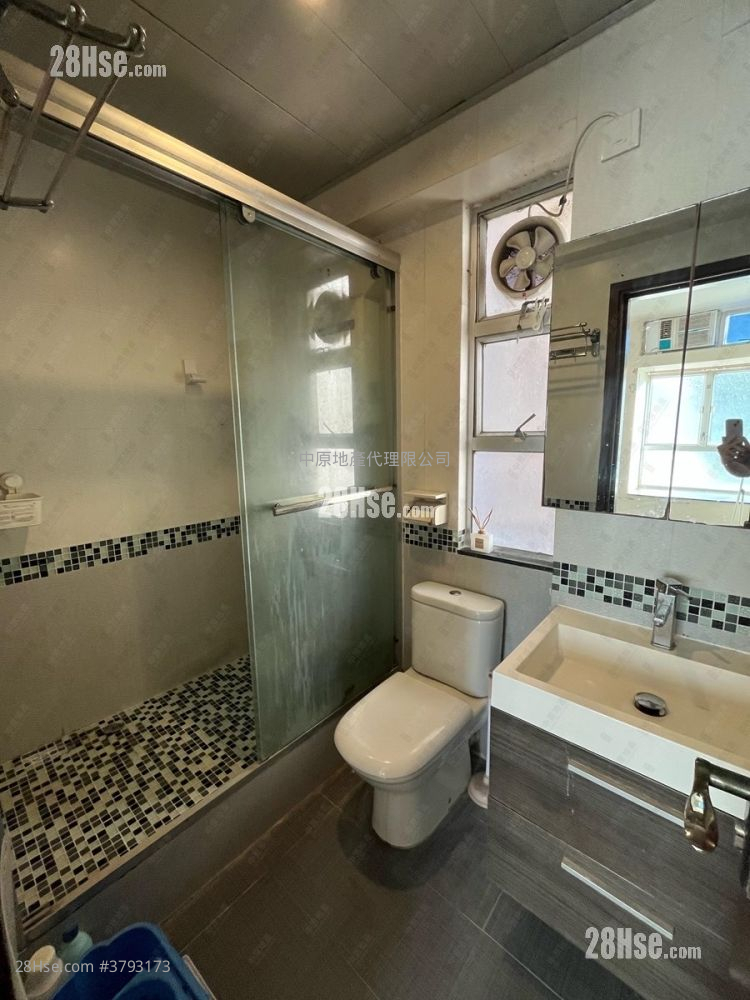 Serenity Park Sell 2 Bedrooms , 1 Bathroom 355 ft²