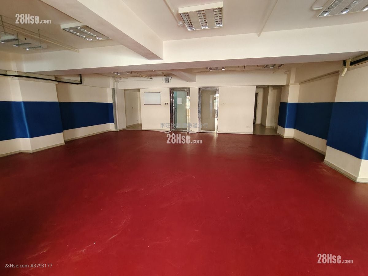 Ping Lam Commercial Building Rental 2 Toilets