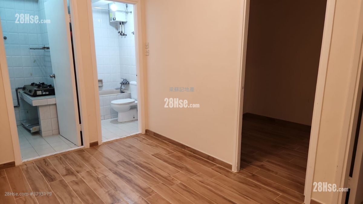 勤辉大厦 租盘 2 房 404 平方尺