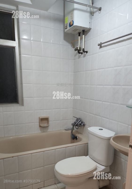 勤辉大厦 租盘 2 房 404 平方尺