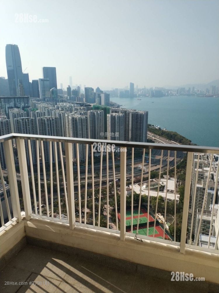 Grand Promenade Rental 2 Bedrooms 467 ft²