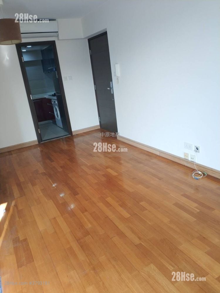 Grand Promenade Rental 2 Bedrooms 467 ft²