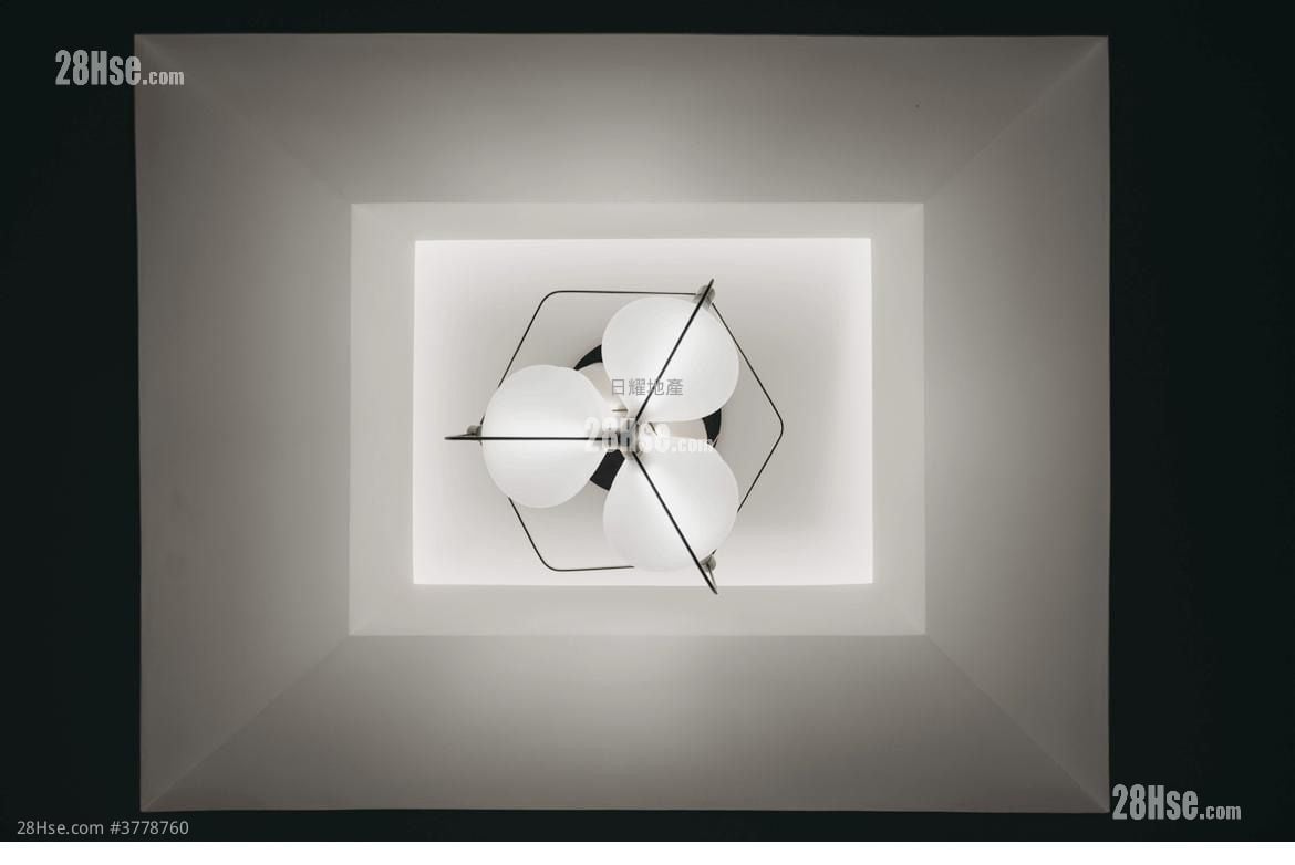 柏傲山 租盘 5+ 房 , 5+ 浴室 3,365 平方尺