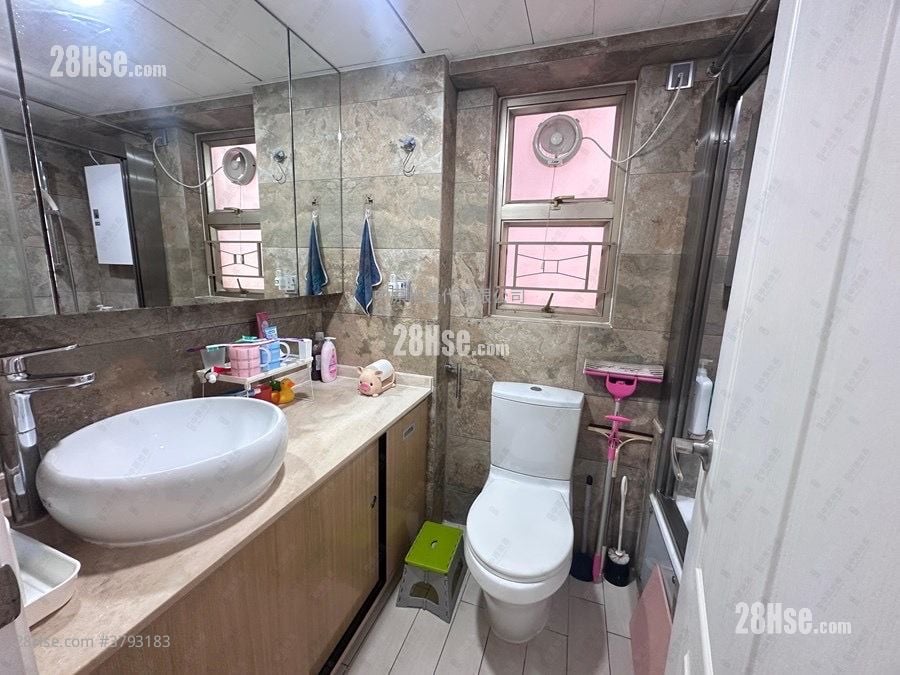 Serenity Park Sell 2 Bedrooms , 1 Bathroom 464 ft²