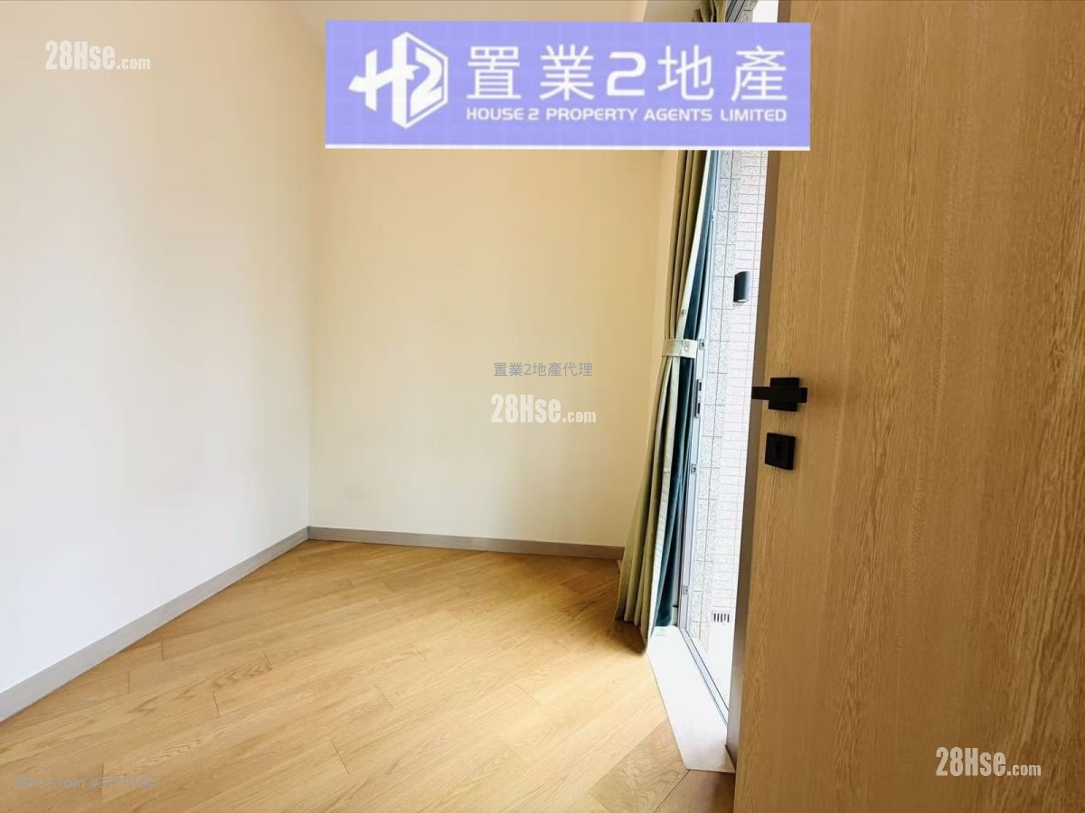 One Soho Sell 1 Bedroom 299 ft²