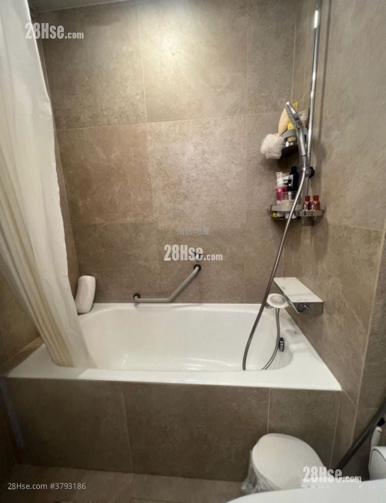 太古城 售盘 4 房 , 2 浴室 1,114 平方尺