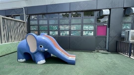 Mont Vert Sell 3 Bedrooms , 2 Bathrooms 845 ft²