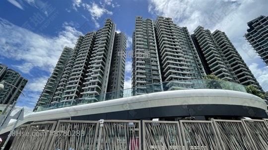 Mont Vert Sell 3 Bedrooms , 2 Bathrooms 845 ft²