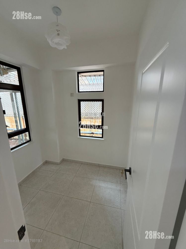 安定楼 租盘 2 房 , 1 浴室 378 平方尺