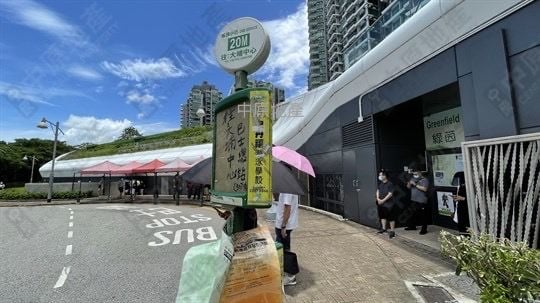 Mont Vert Sell 3 Bedrooms , 2 Bathrooms 845 ft²