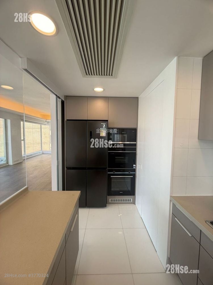 蔚皇居 售盘 3 房 1,665 平方尺