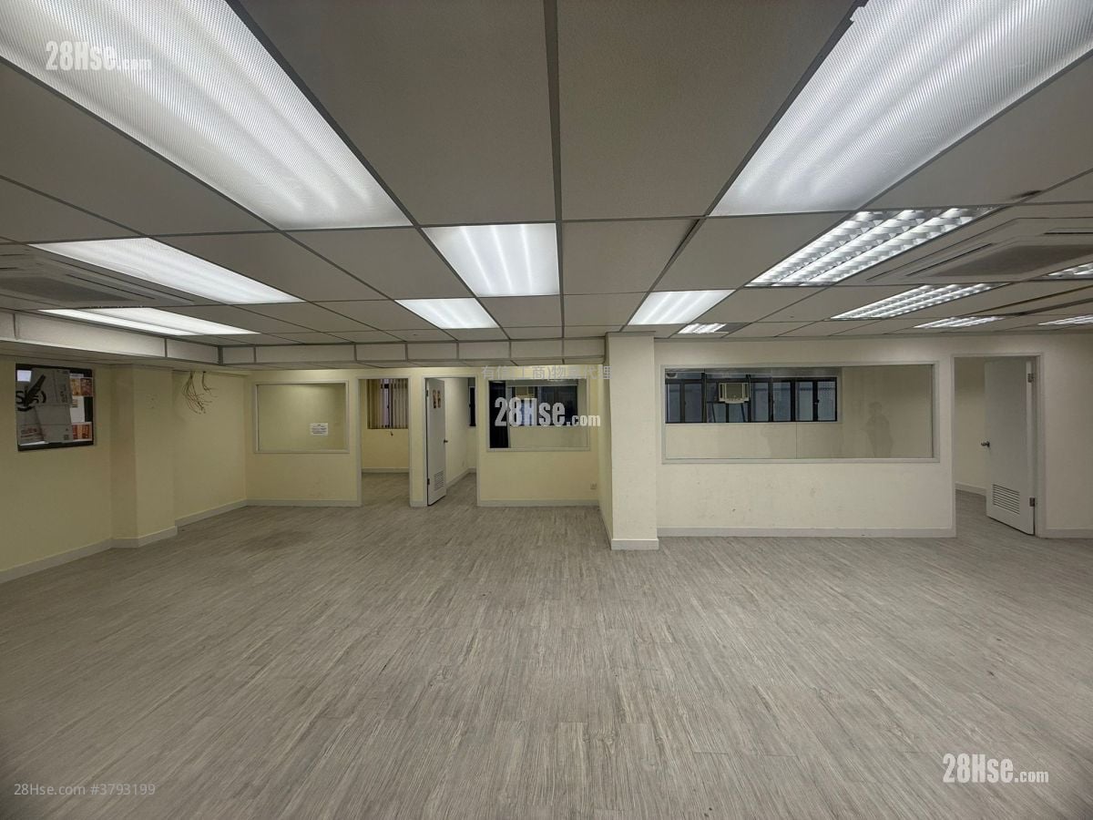 Tong Yuen Factory Building Rental 4 Bedrooms , 2 Toilets