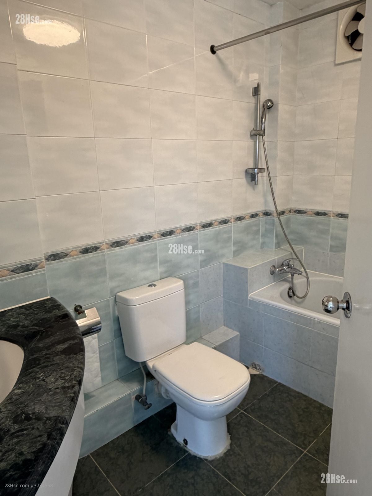 太古城 售盘 3 房 , 2 浴室 1,015 平方尺