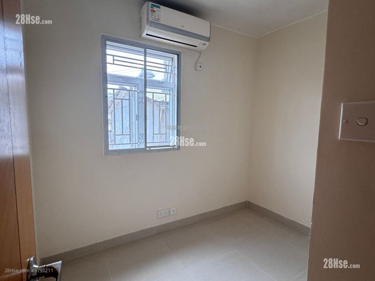 Village Rental 3 Bedrooms , 1 Bathroom