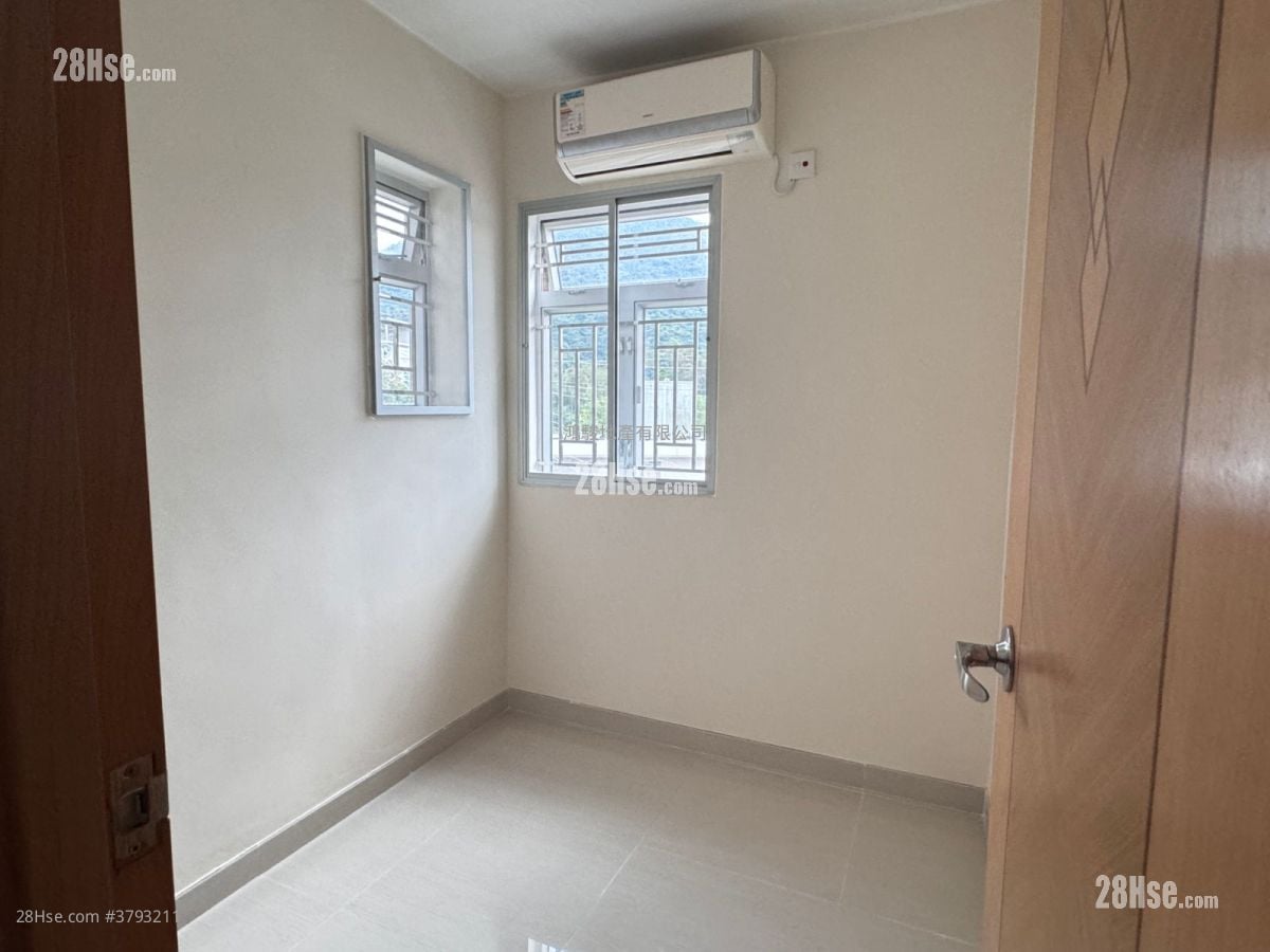 Village Rental 3 Bedrooms , 1 Bathroom