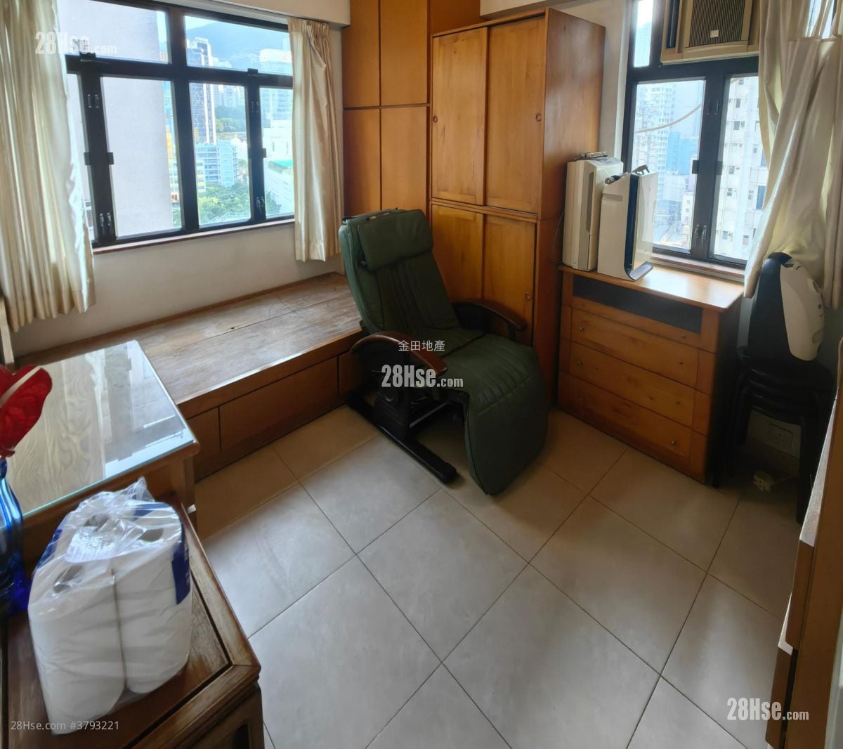 利昌大厦 售盘 2 房 , 1 浴室 476 平方尺