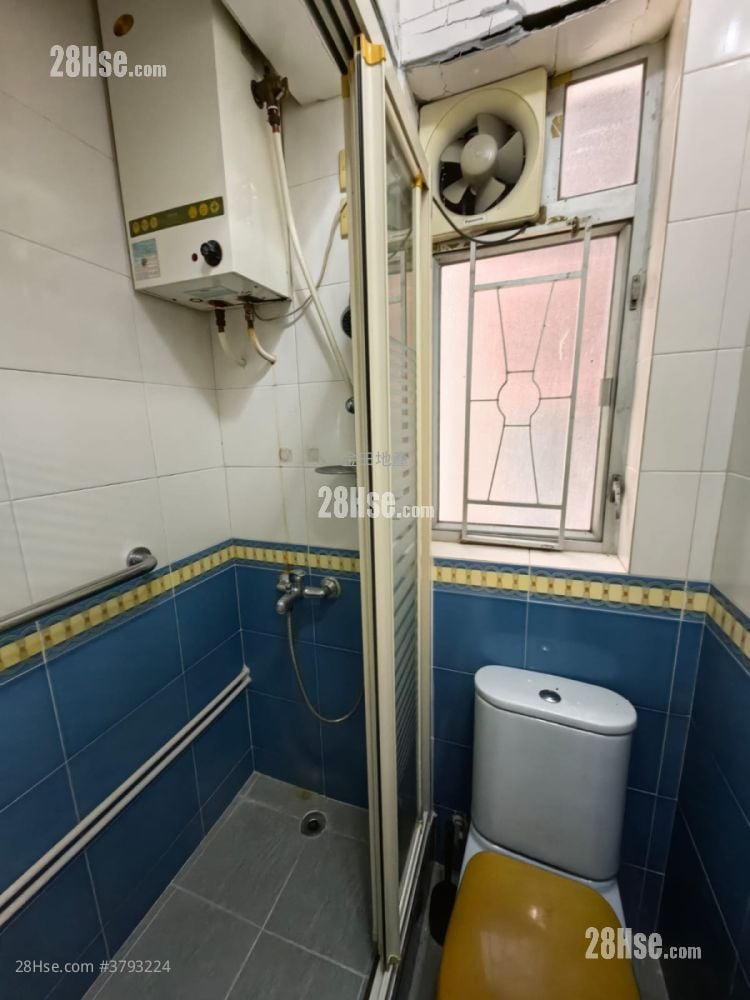 Hung Yip Building Sell 1 Bedroom , 1 Bathroom 428 ft²