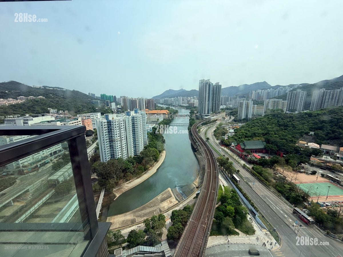 柏傲庄 售盘 3 房 754 平方尺