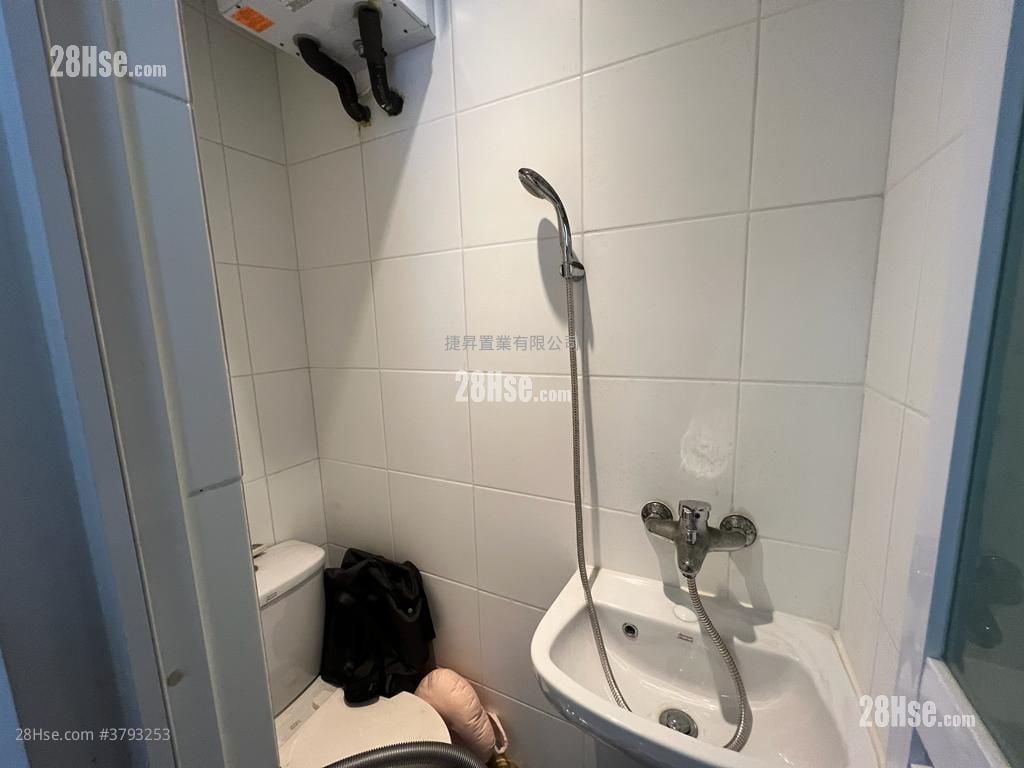 升御门 售盘 4 房 , 2 浴室 862 平方尺