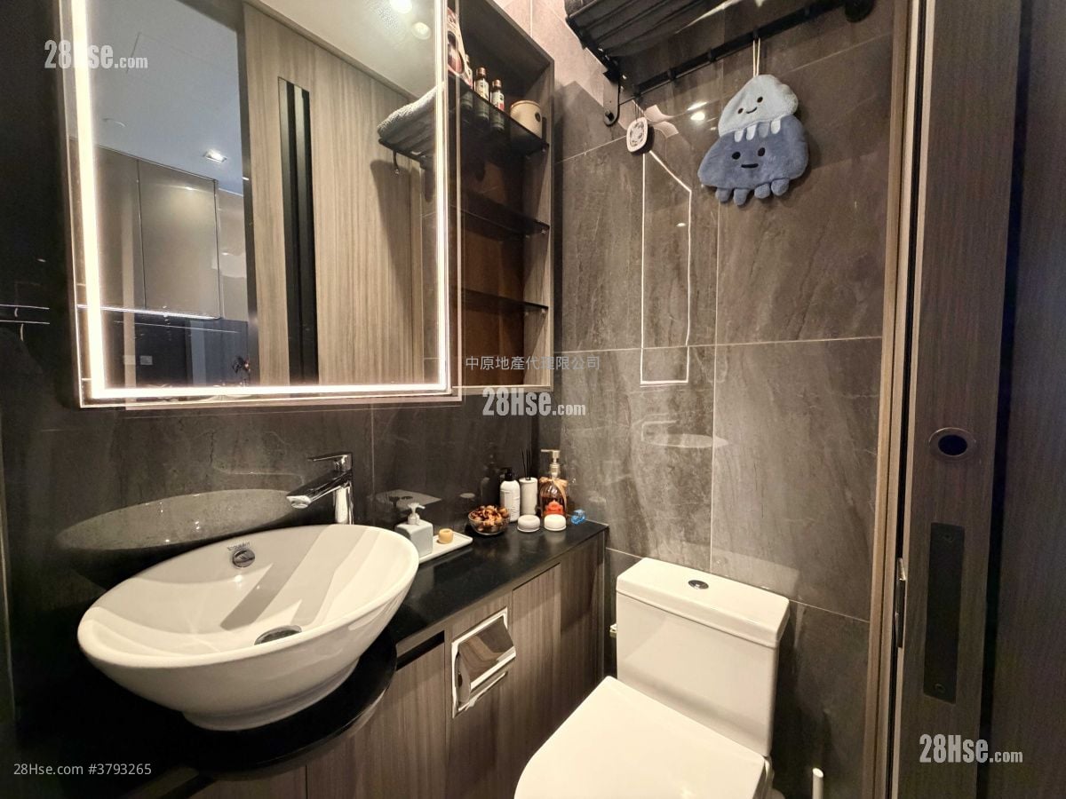 Sereno Verde Rental Studio , 1 Bathroom 195 ft²