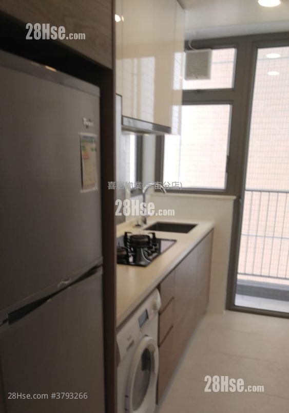 Heya Aqua Rental 1 Bedroom , 1 Bathroom 408 ft²