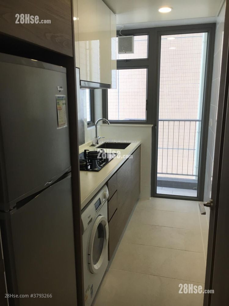 Heya Aqua Rental 1 Bedroom , 1 Bathroom 408 ft²