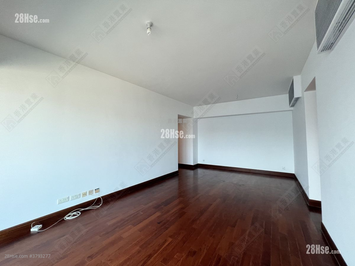 君临天下 售盘 3 房 1,062 平方尺