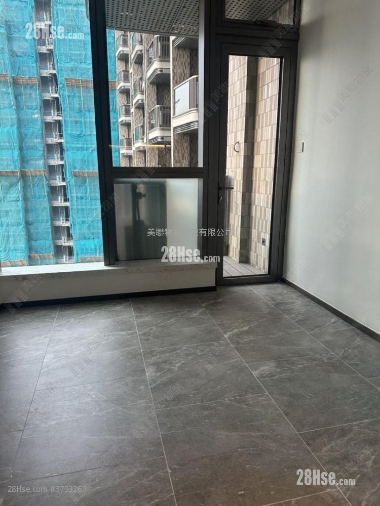 Belgravia Place Sell 199 ft²