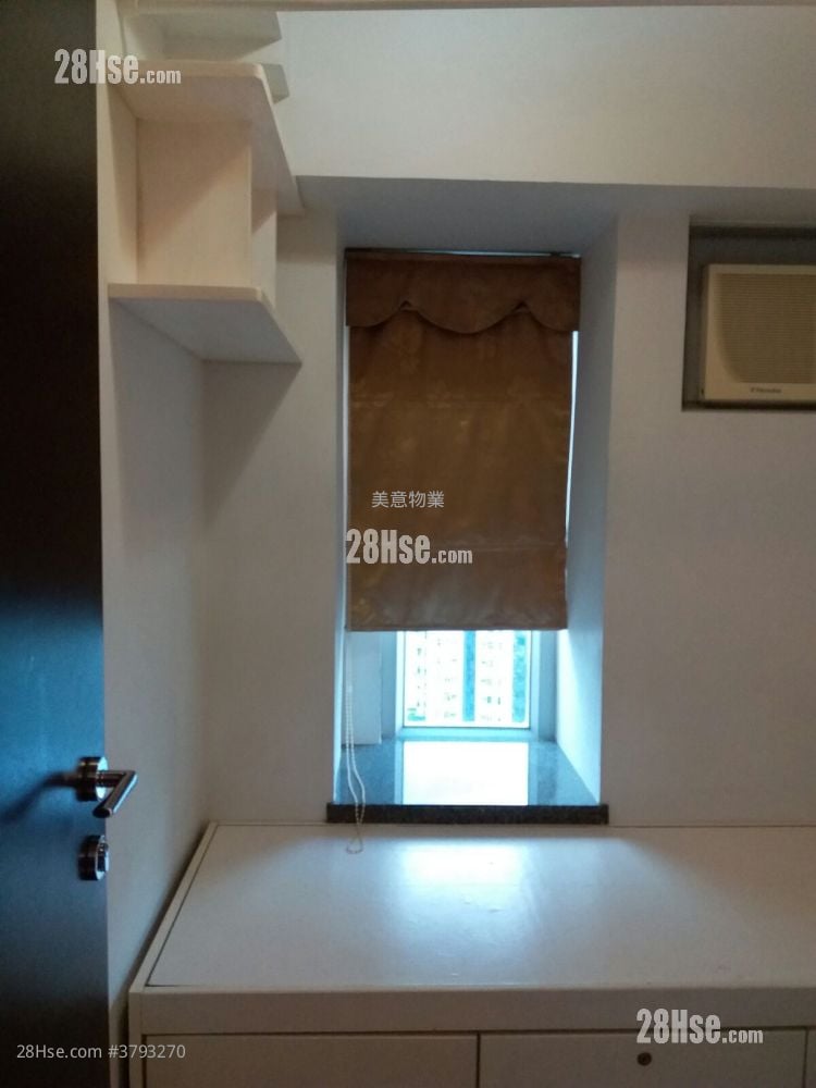 Grand Waterfront Rental 2 Bedrooms , 1 Bathroom 546 ft²