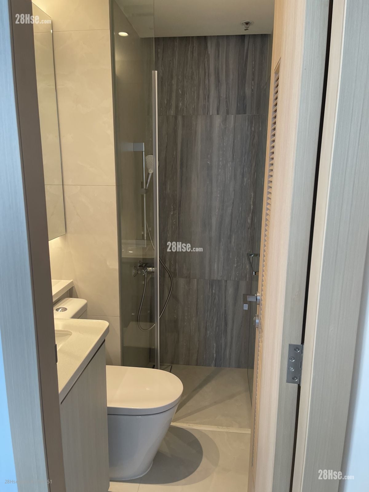 尚柏 租盘 1 房 , 1 浴室 302 平方尺