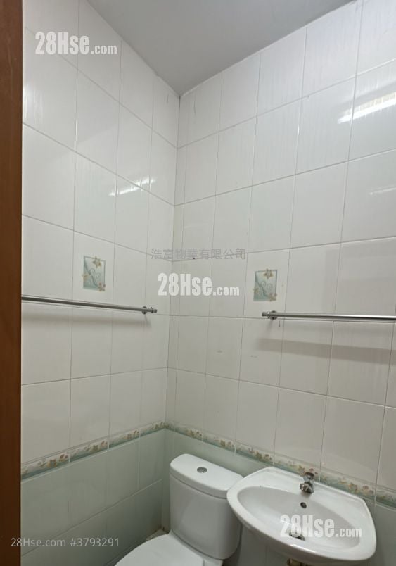Wai Lee Building Sell 2 Bedrooms , 1 Bathroom 334 ft²