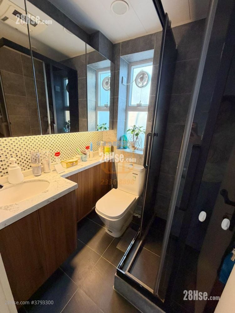 Village Sell 3 Bedrooms , 1 Bathroom