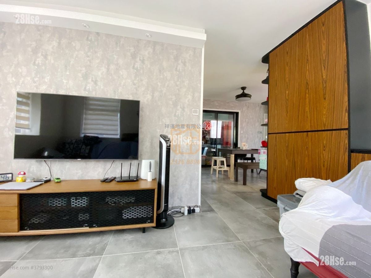 Village Sell 3 Bedrooms , 1 Bathroom