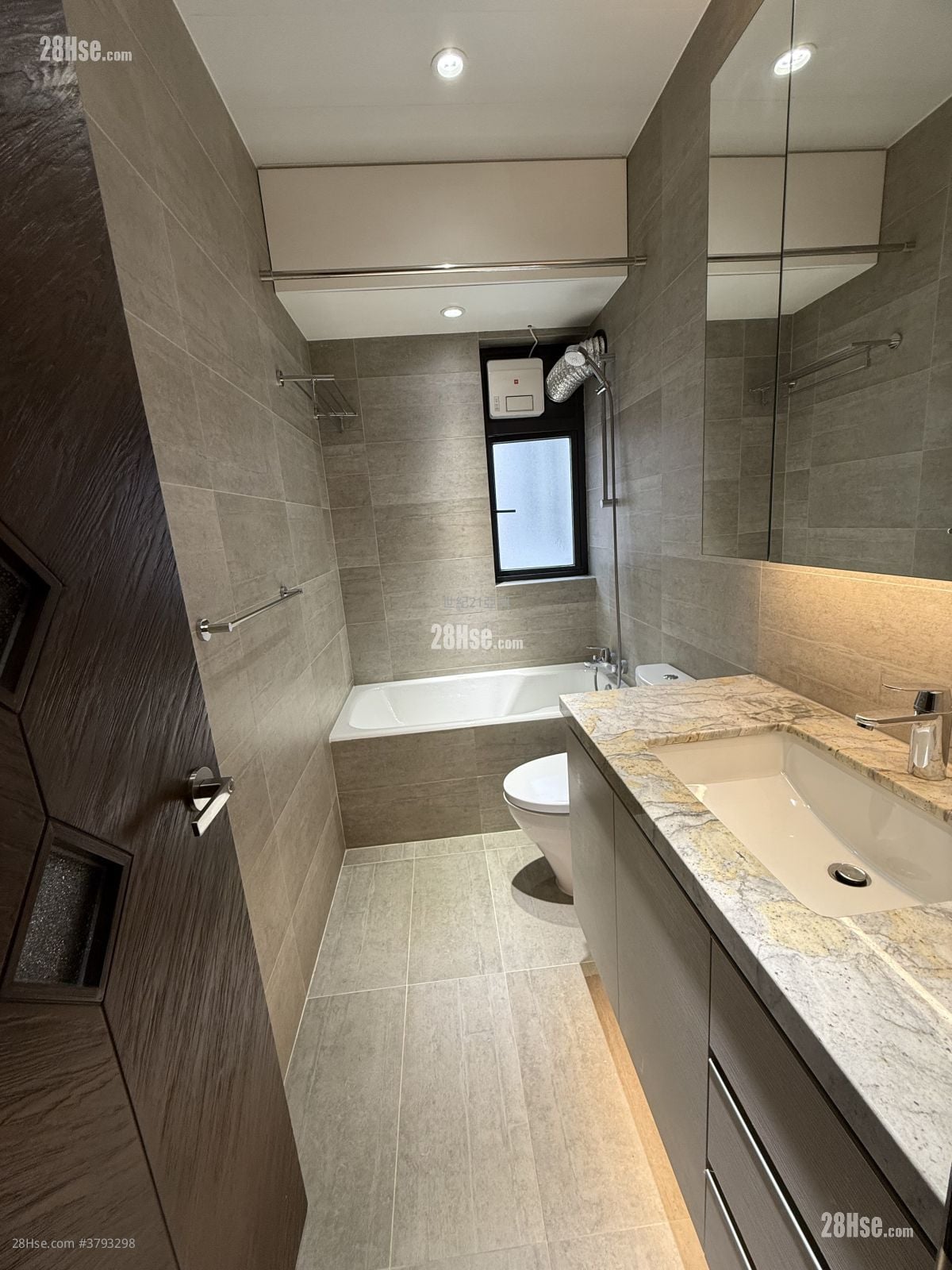 东成楼 租盘 3 房 , 1 浴室 656 平方尺