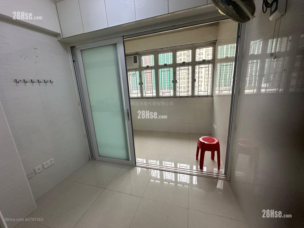 Wang Wah Mansion Rental 1 Bedroom , 1 Bathroom 160 ft²