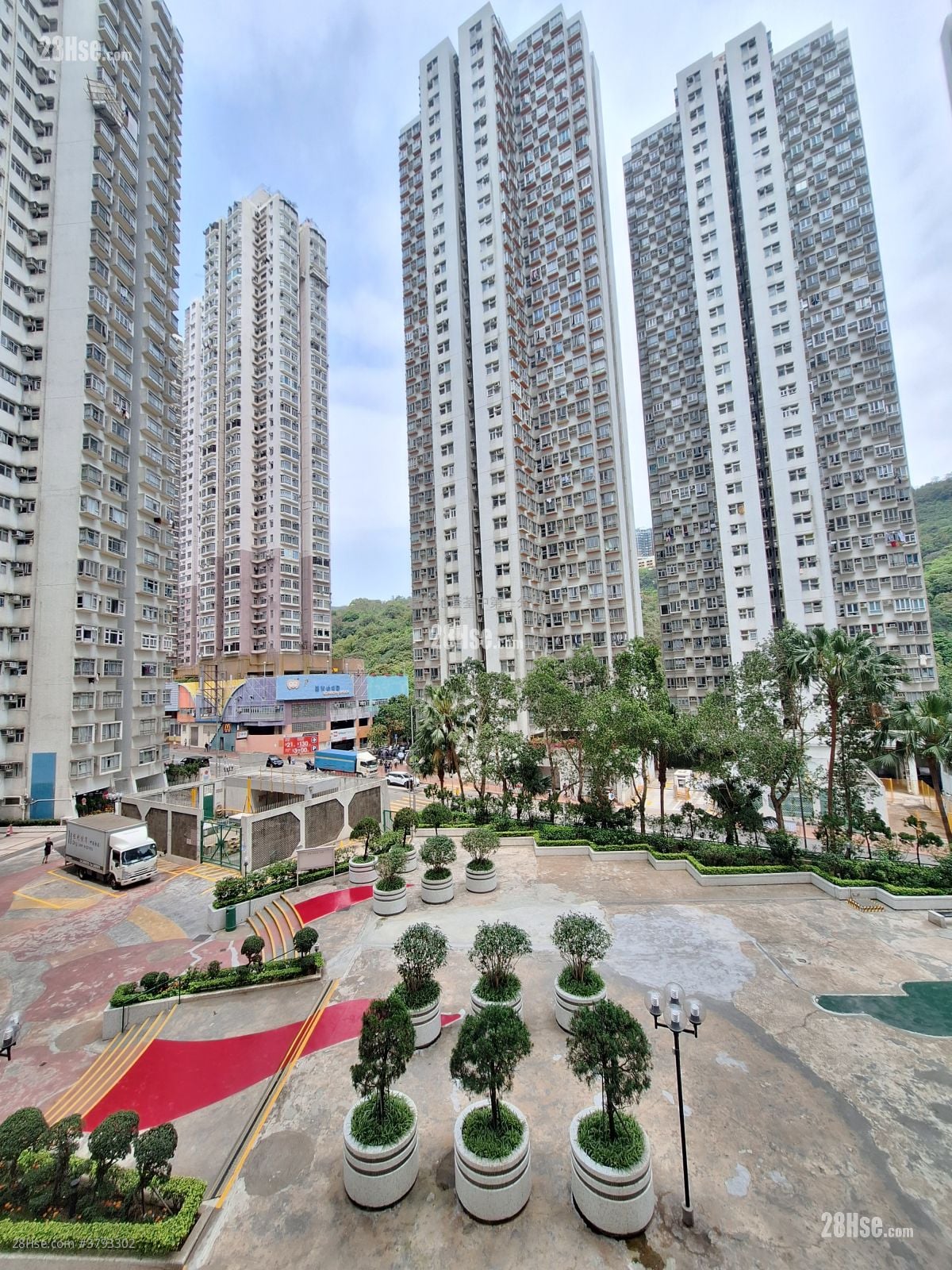 荃景花园 租盘 2 房 362 平方尺