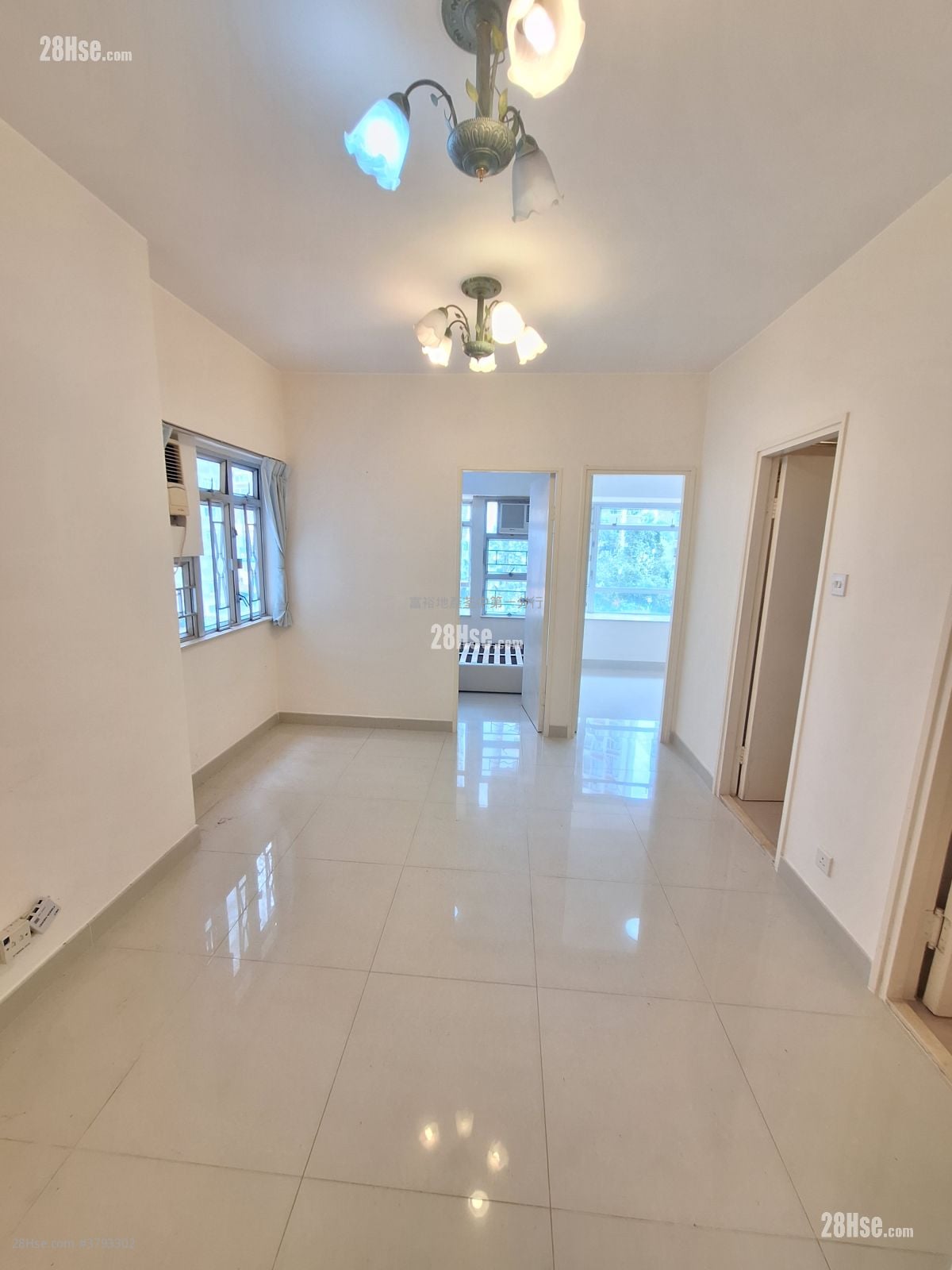 荃景花园 租盘 2 房 362 平方尺