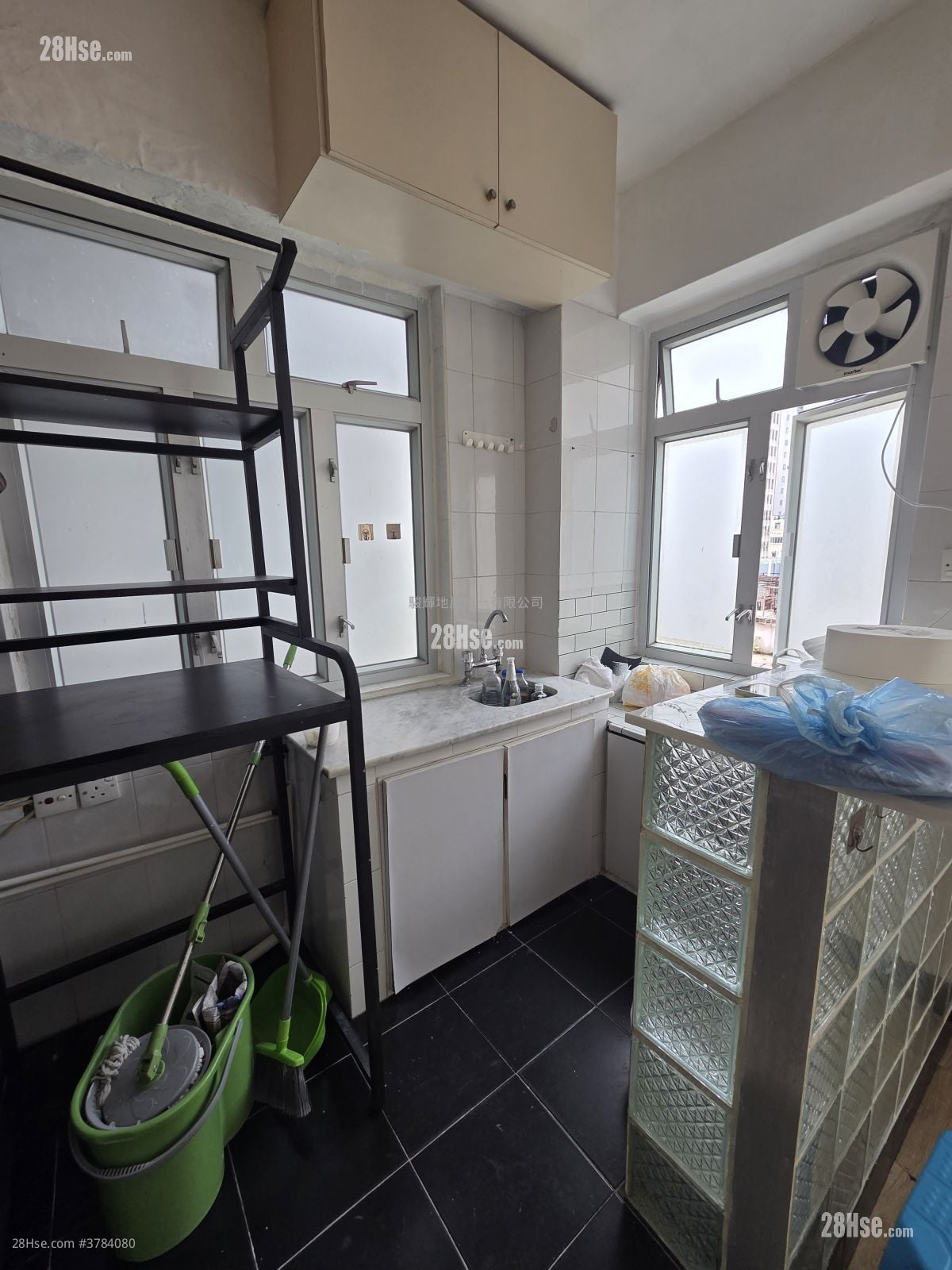 金淞大厦 租盘 2 房 , 1 浴室 314 平方尺