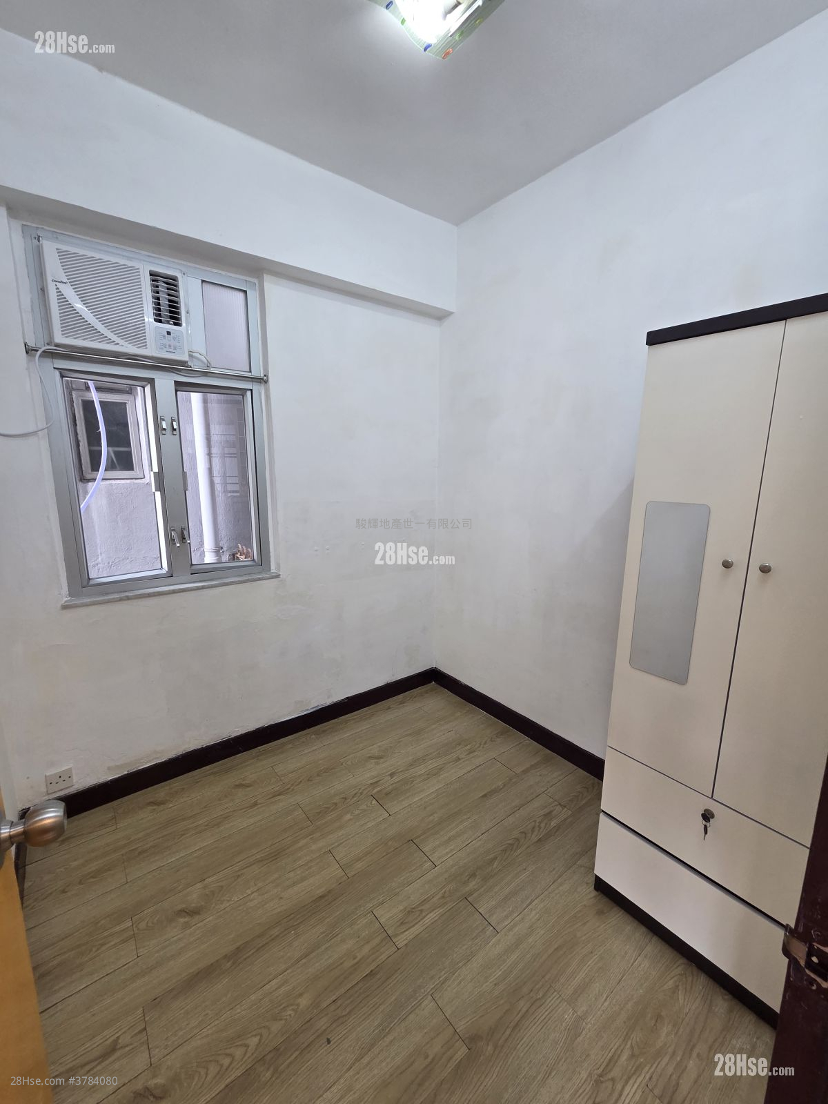 金淞大厦 租盘 2 房 , 1 浴室 314 平方尺