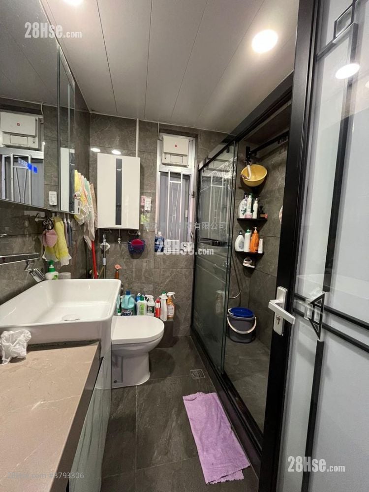 Telford Gardens Sell 513 ft²