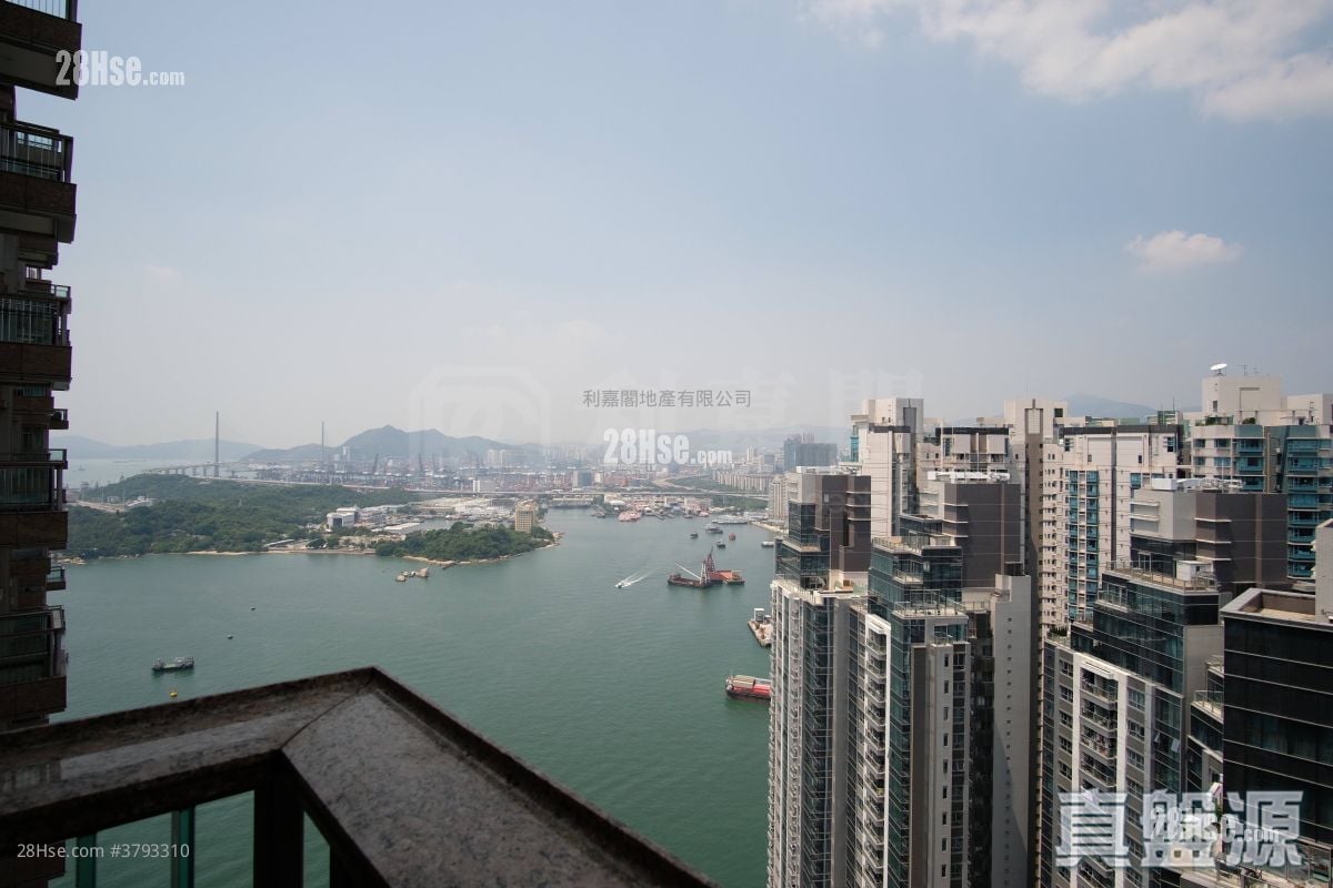 一号银海 售盘 3 房 , 2 浴室 665 平方尺