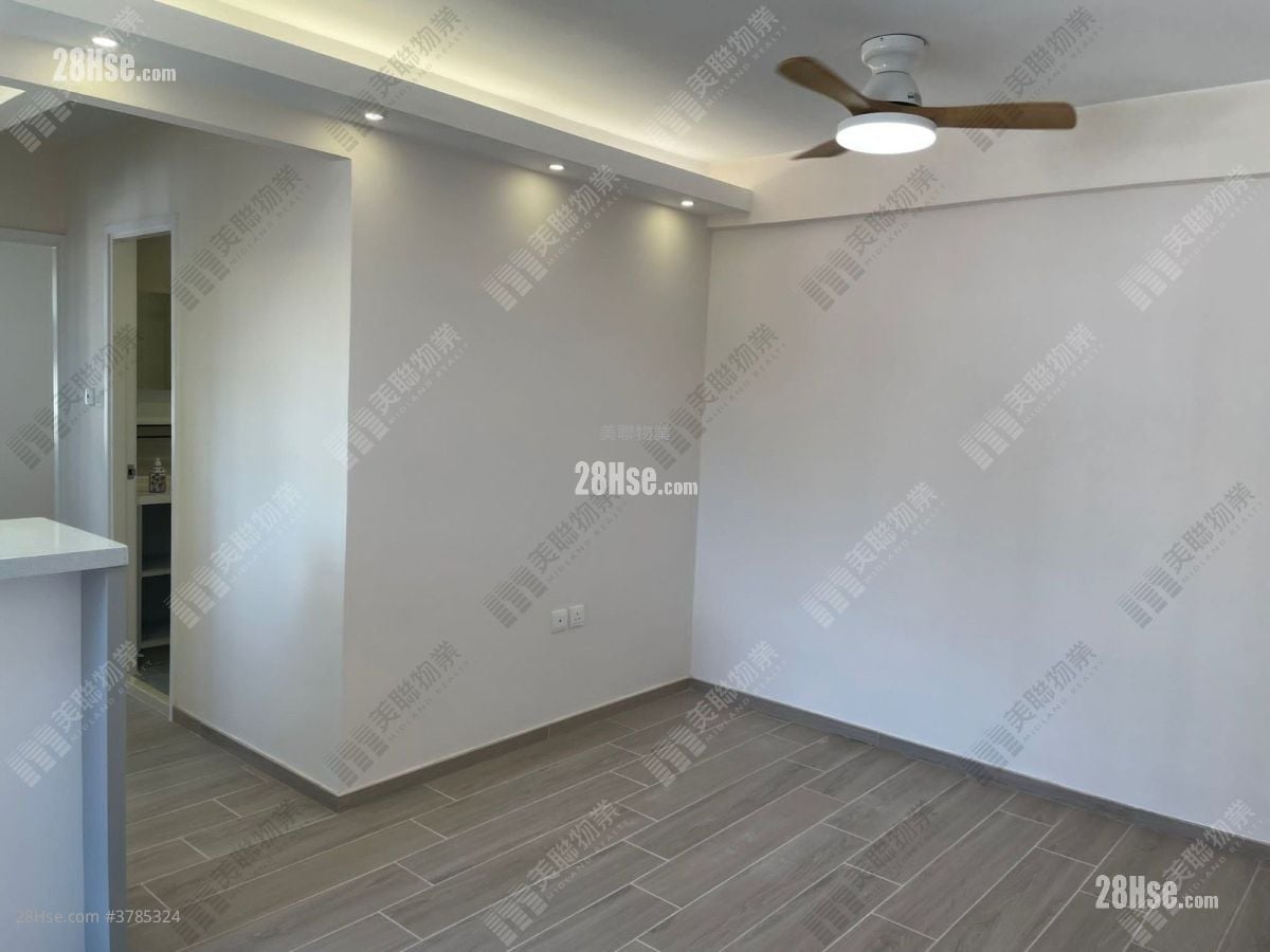 Waldorf Garden Sell 2 Bedrooms , 1 Bathroom 414 ft²