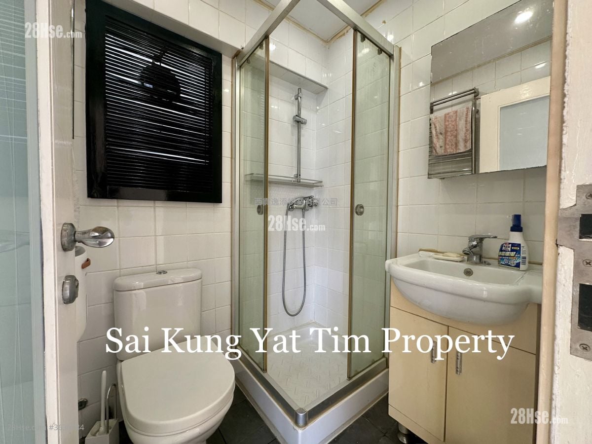 Sai Kung Garden Rental 3 Bedrooms , 2 Bathrooms 570 ft²