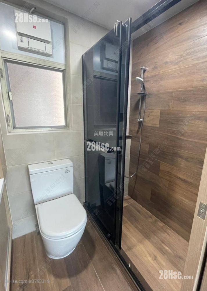 Yoho Town 售盘 3 房 , 1 浴室 516 平方尺