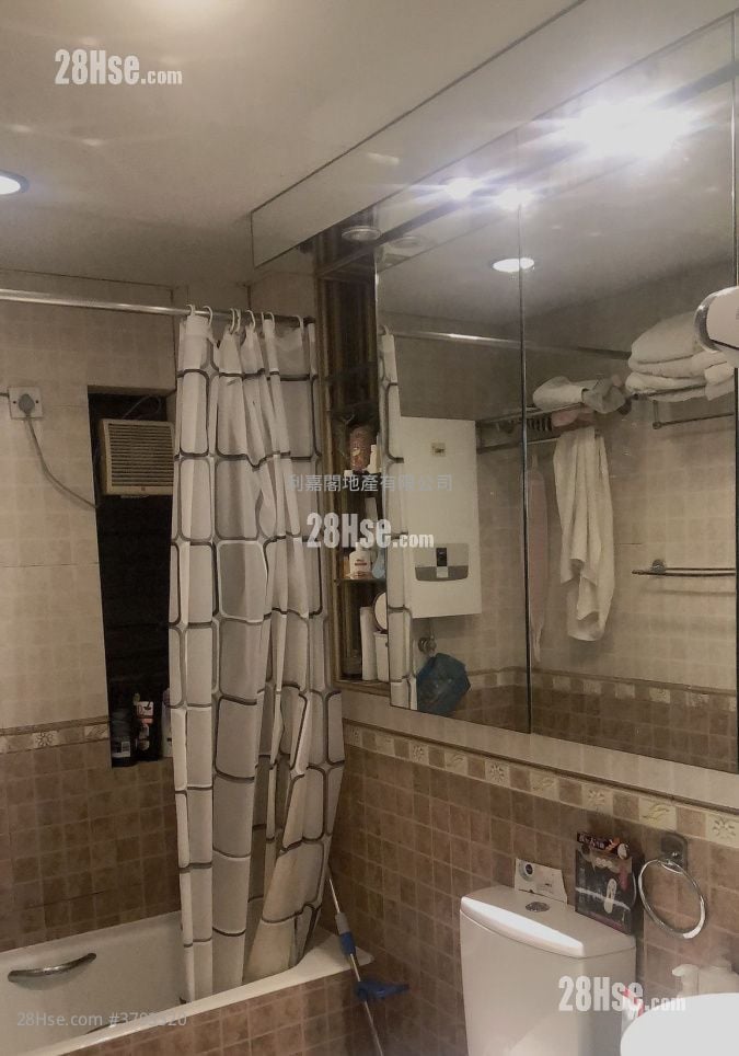 怡德花园 售盘 3 房 , 3 浴室 1,019 平方尺