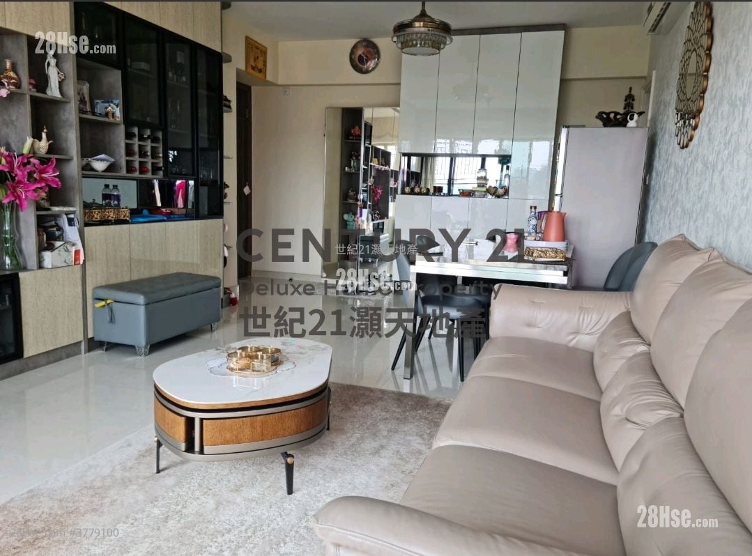 Mont Vert Sell 3 Bedrooms , 2 Bathrooms 945 ft²