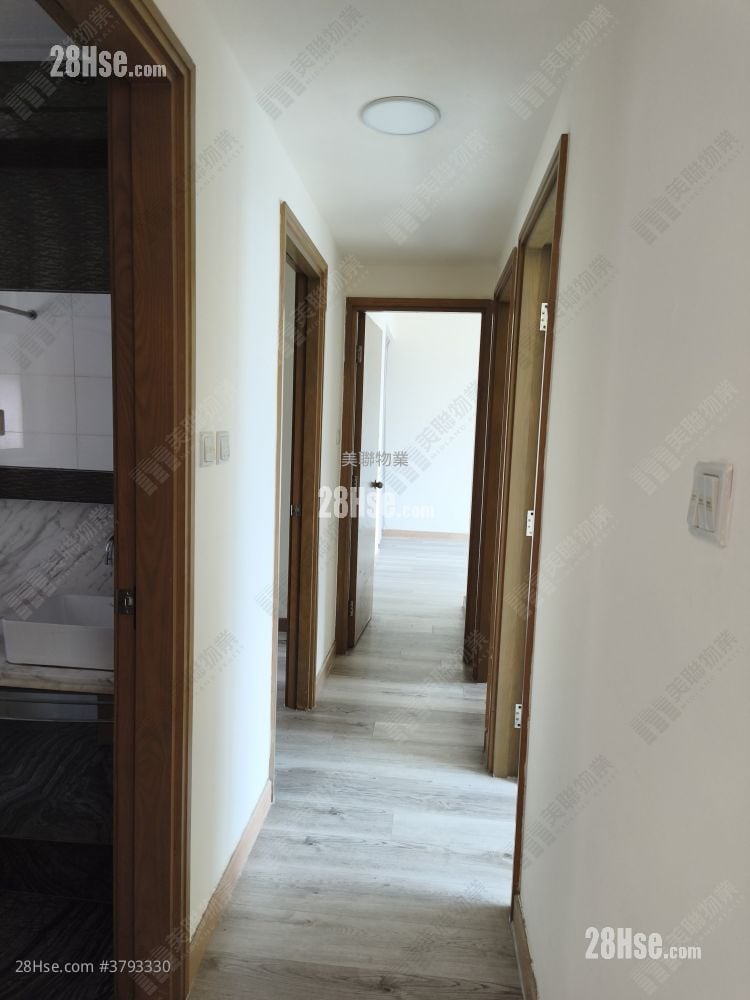 Yoho Midtown 售盘 4 房 , 2 浴室 1,029 平方尺