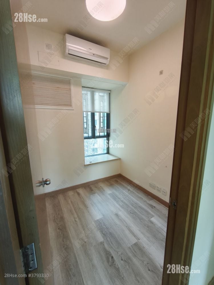 Yoho Midtown 售盘 4 房 , 2 浴室 1,029 平方尺