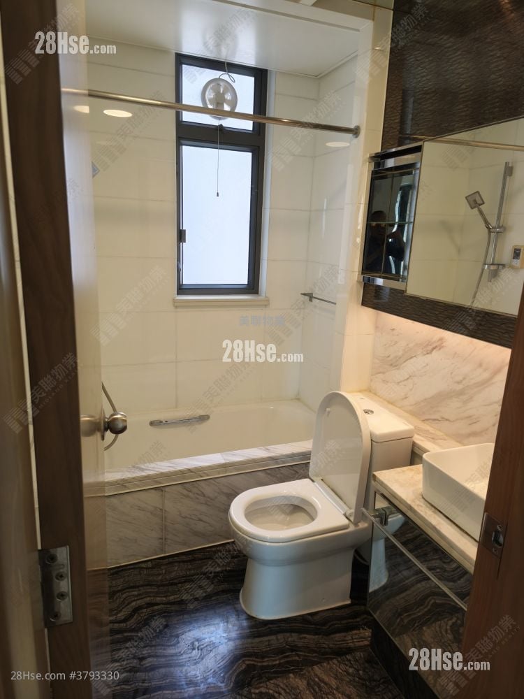 Yoho Midtown 售盘 4 房 , 2 浴室 1,029 平方尺